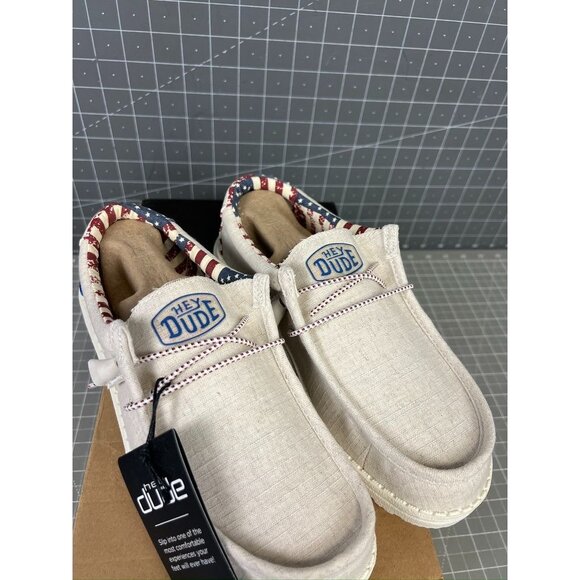 Hey Dude Wally Patriotic Slip-on Shoes Youth 6 L7 New - Picture 2 of 13
